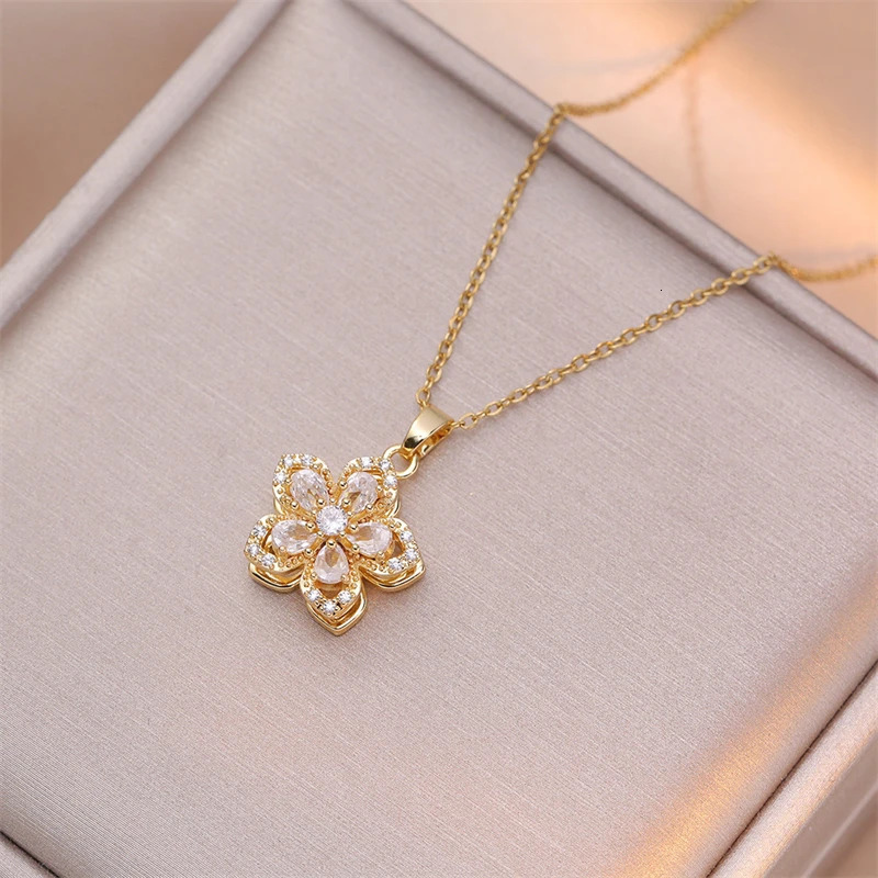 Shiny Zircon Romantic Flower Pendant Necklace For Women Gold Plated Rotatable Flowers Choker Girls Wedding Party Jewelry 250519