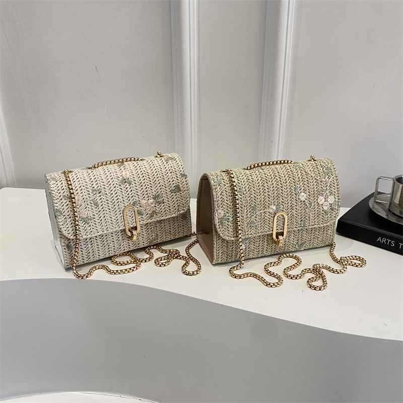 Fashion Woven Bag 2025 New Fashion Chain Shoulder Bag Trendy Women's Designer Handbag Small Square Bag Crossbody Bag Vacation Beach Bag