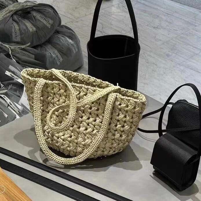 Straw Beach Tote Summer New Fashion Trendy Versatile Raffia Handwoven Design Shoulder Tote Bag Trend Crossbody Bag
