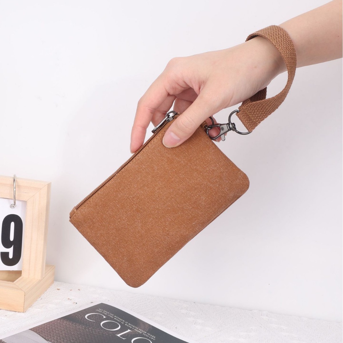 New Fashion Handheld Canvas Bag Coin Wallet Small Wallet Can fashion Hang Small Bag Designer fashion Men s Key Bag Women s Fashion Wallet