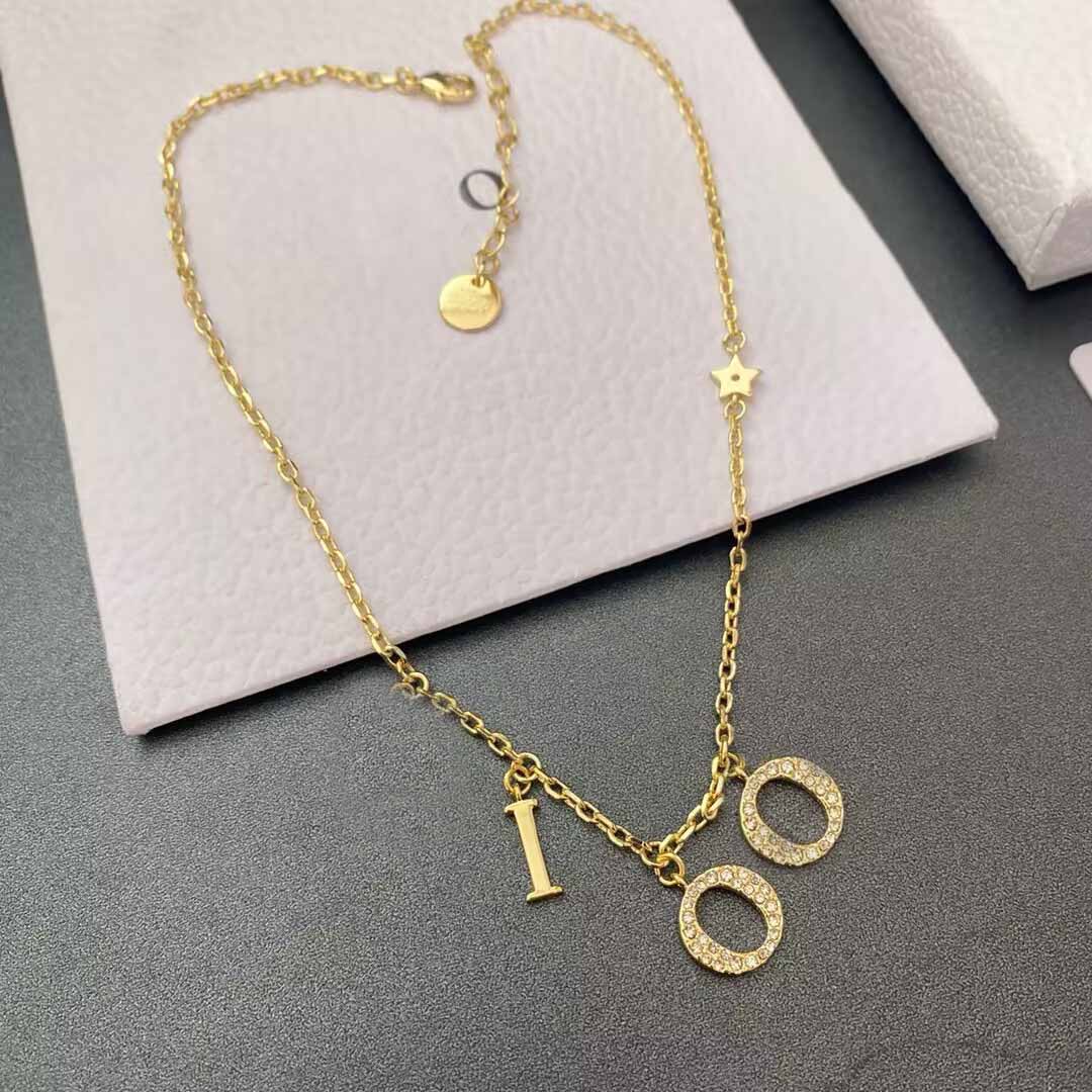Designer Fashion Gold Plated Color Letter Choker Necklaces For Women Pendant Jewelry Gift