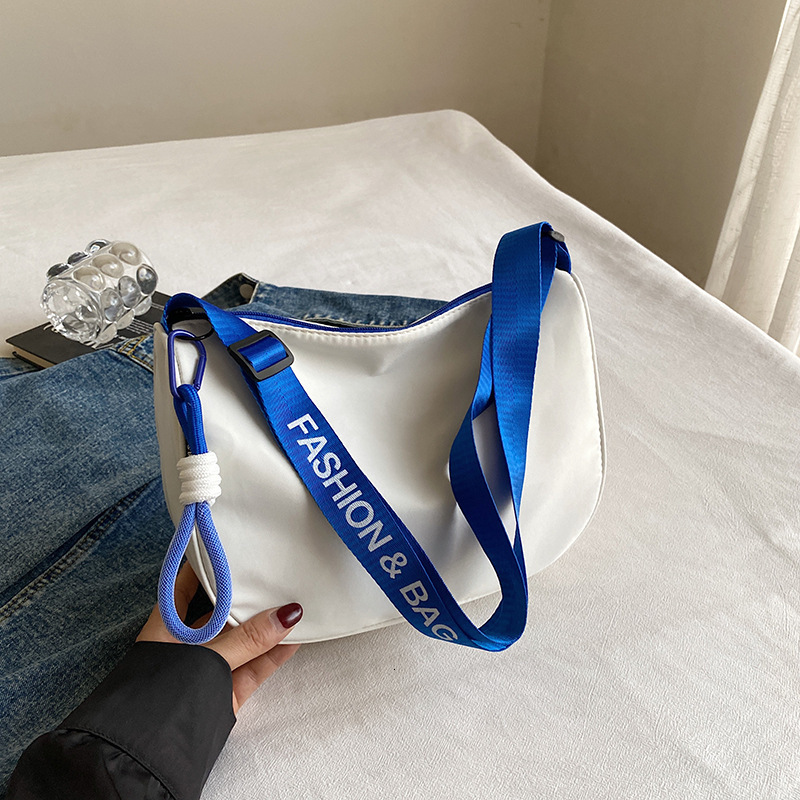 Free Shipping Designers New Trendy And Versatile Shoulder Bag Fashionable And Casual Texture Tote Bag Womens Casual School Work Bag