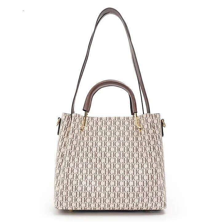 CH Capacity Shoulder Bag High Quality Ladies Multiple Back Elegant Popular Light Brand Classic Letter Print Handbag Large