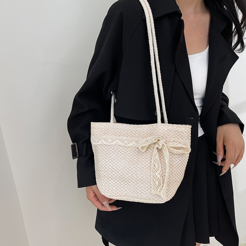 Free Shipping Designer Straw Woven Handmade Bag Lace Large Capacity Seaside Vacation Straw Woven Bag Bow Design Sweet Shoulder Bag