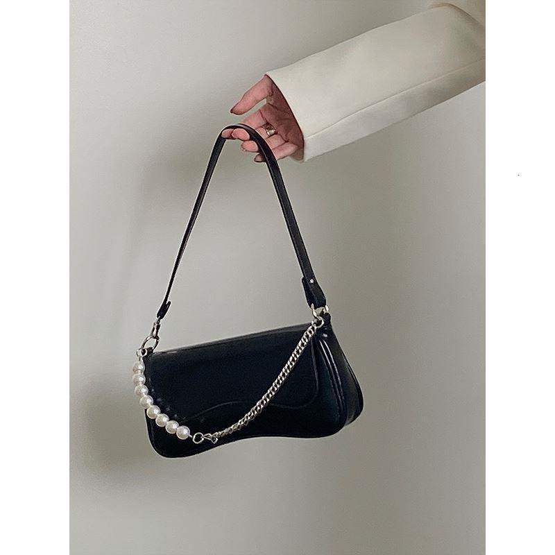 designer Niche Design Underarm Bag for Women Autumn 2025 New Trendy Fashion Pearl Chain Versatile Shoulder Bag Handbag