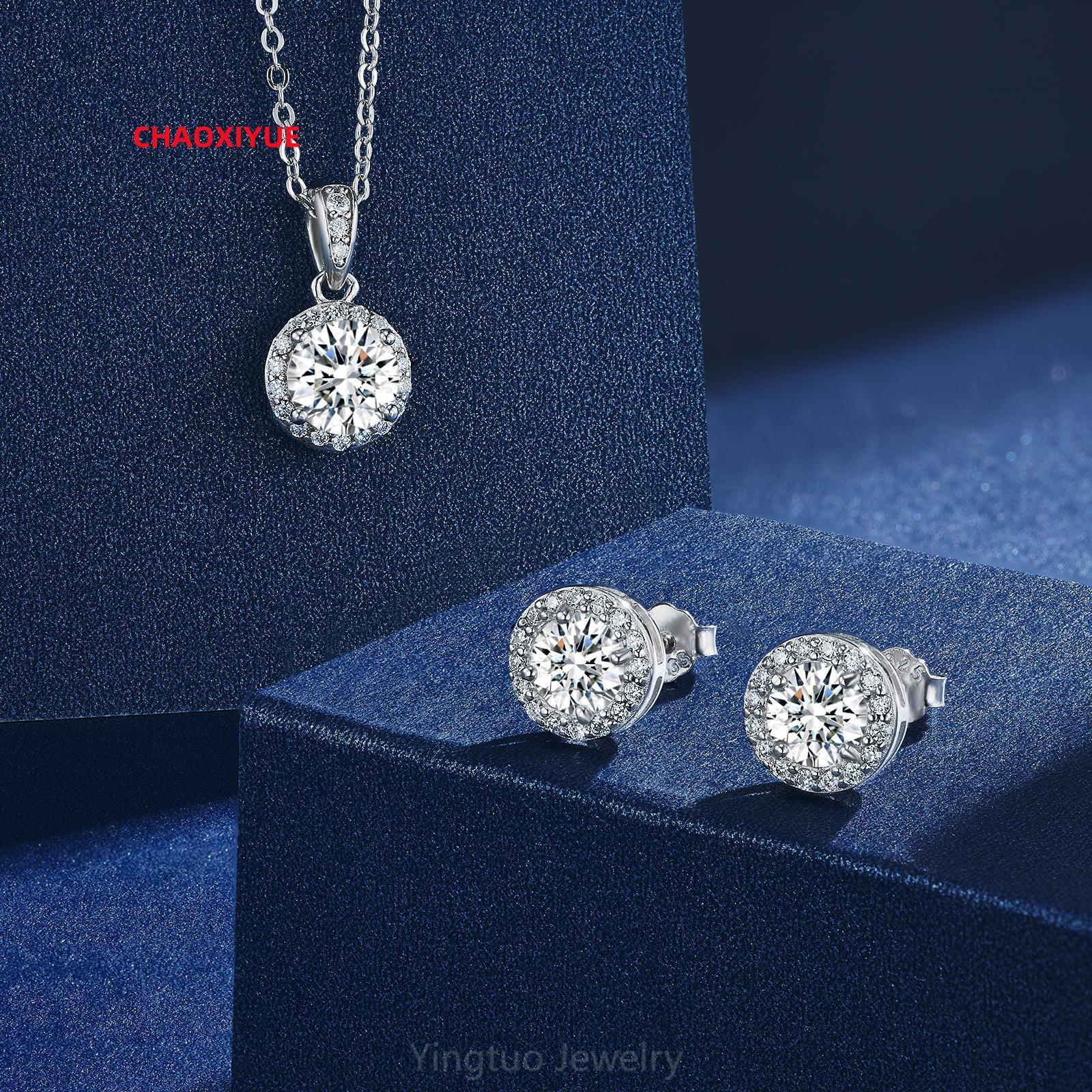 Hot Selling 925 Silver Solitaire VVS Moissanite Jewelry Diamond Stud Earrings and Necklacewith GRA Certification Women