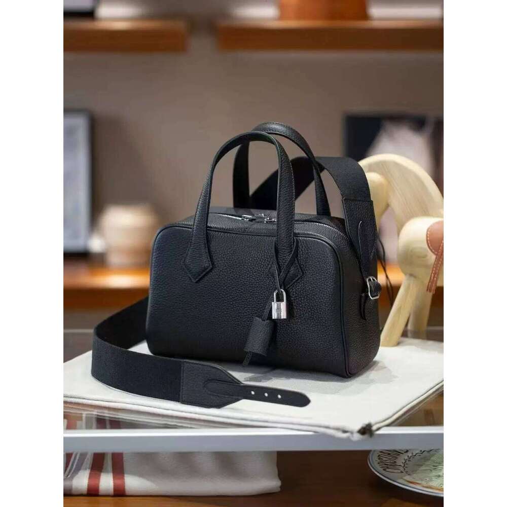 Designer bag 52 Genuine Leather Handbag 25cm size Bowling Women's Top Layer Cowhide Pillow Shoulder Crossbody Bag Small