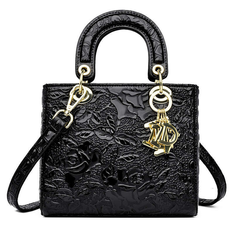 2025 New Princess Diana Niche Design Women's Handbag High-end Commuter Trendy Crossbody Bag