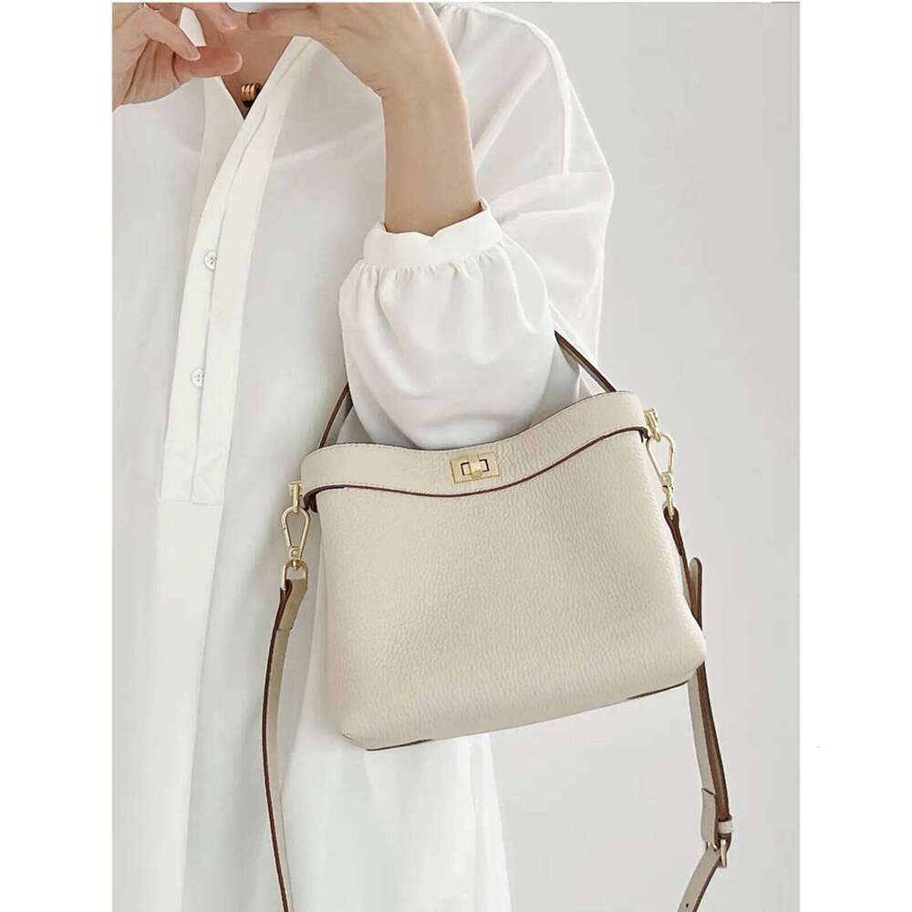 Designer Luxury Elegant Ladies Genuine Leather Handbag Design Simple Fashion Bucket High Quality Soft Cowhide Shoulder Bag For Womens