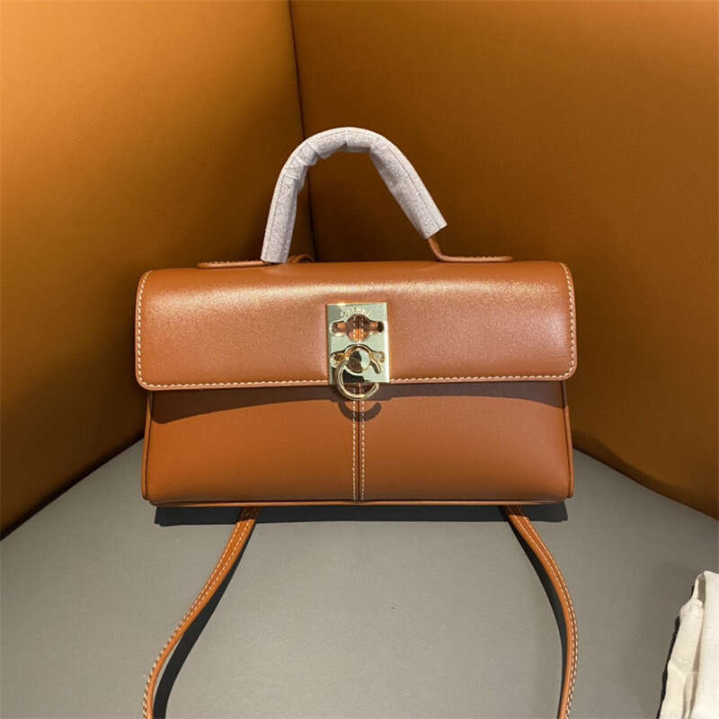 CAF Hong Kong Niche Design New Cowhide Briefcase Women s Shoulder Crossbody Handbag Small Square Bag