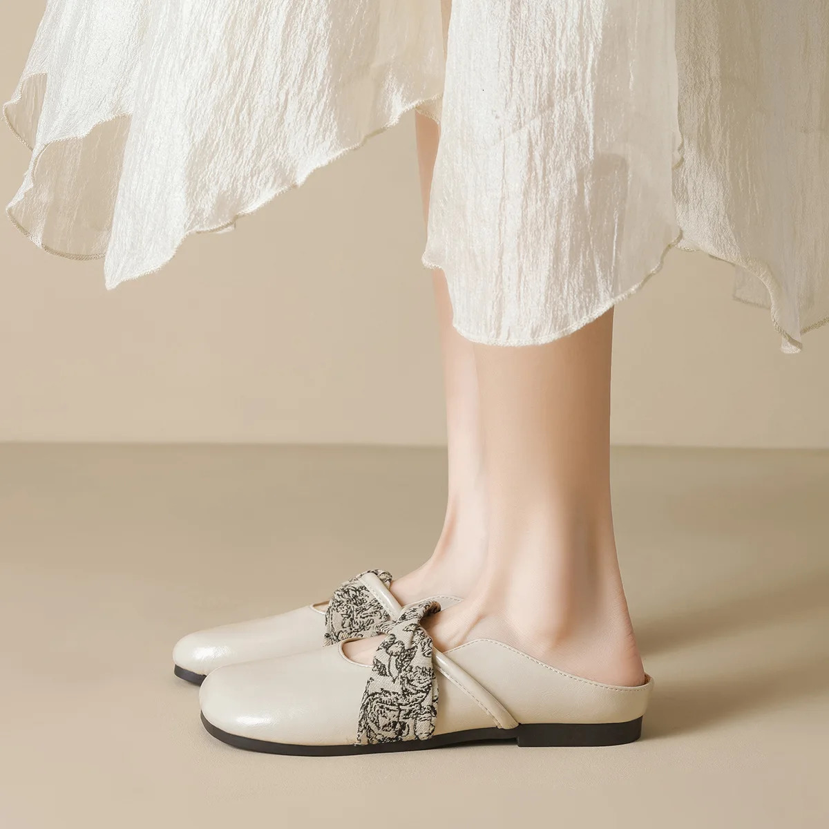 spring womens outdoor shoes Mules Slippers Ladies casual flat shoes Work shoes Boat shoes Large sizes 41-43 250528