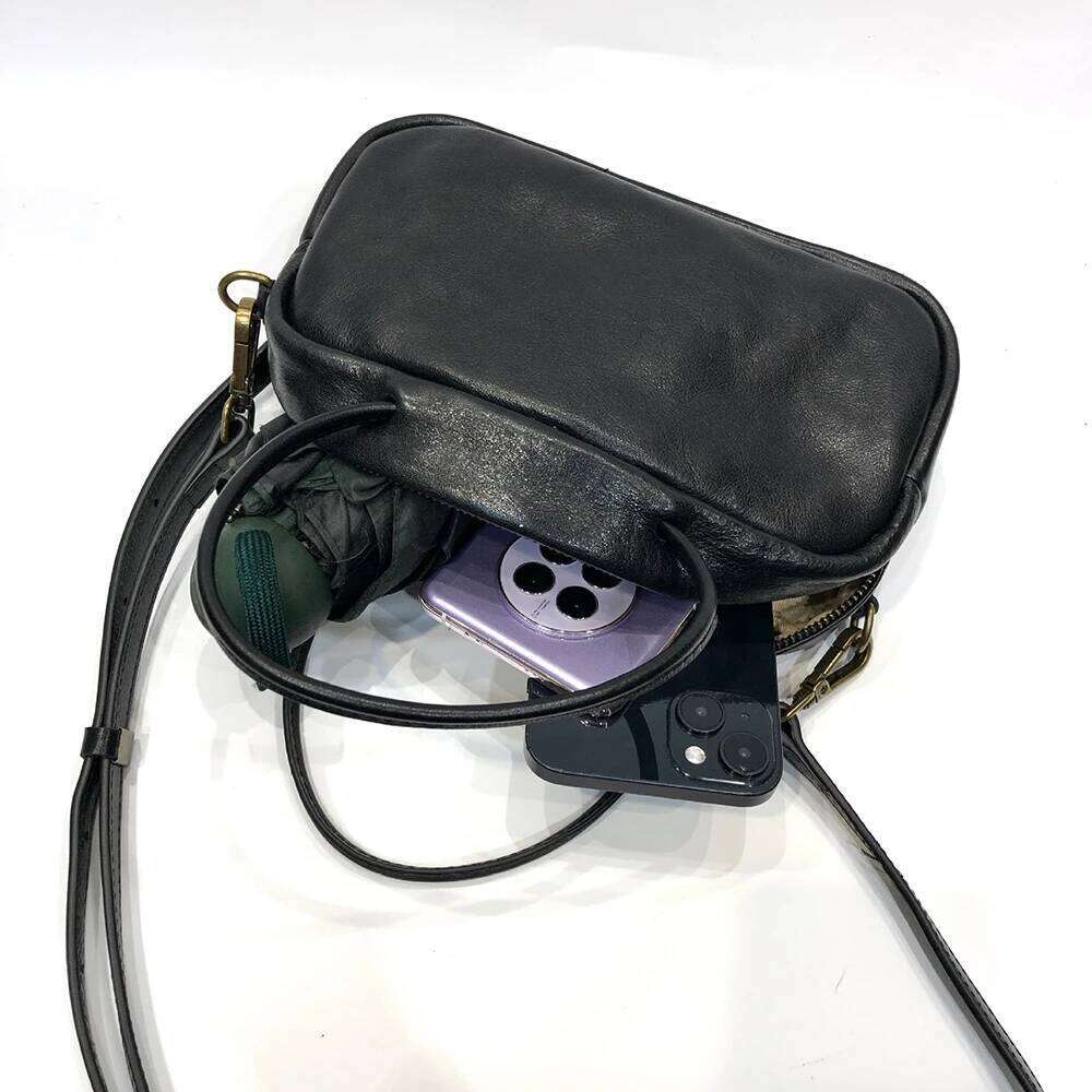 Small Women's Designer luxury bag Handbag With Flap Casual Zipper Shoulder Bag For Phone And Makeup Crossbody Stylish Design