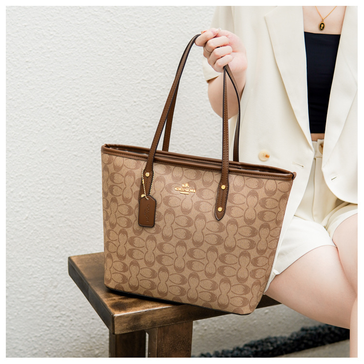 New Handheld Large Capacity Tote One Shoulder Versatile Fashion Printed Shopping Style Women's Travel Bag