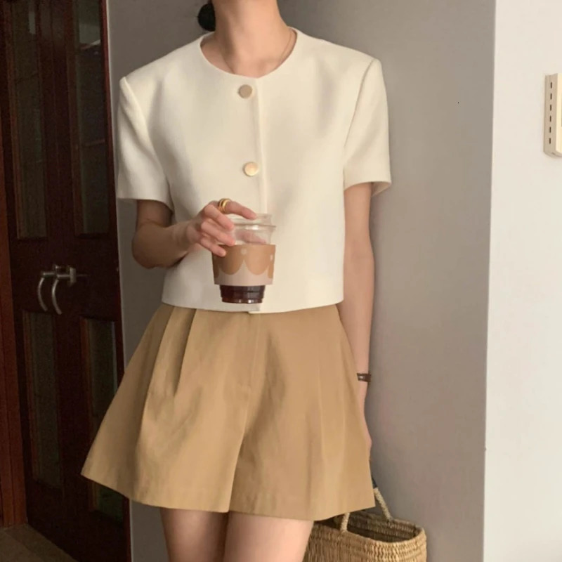 REALEFT Spring Summer Elegant Womens Jackets 2025 Short Sleeve Korean O-neck Single Breasted Solid Short Outwear Female 250530