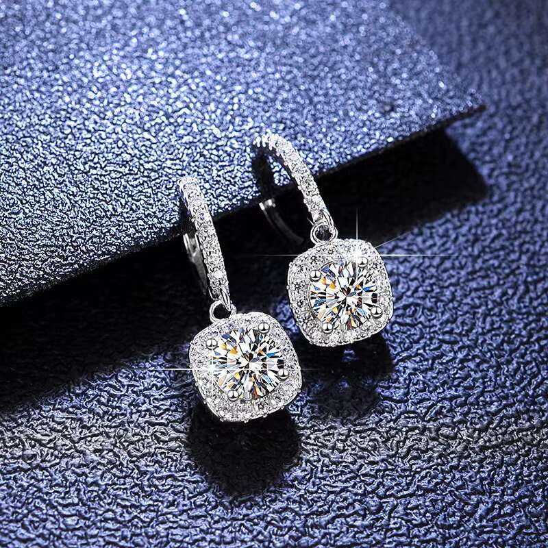 High Quality 925 Sterling Silver Women Earring Square 2 Carat Moissanite Earrings With Certificate