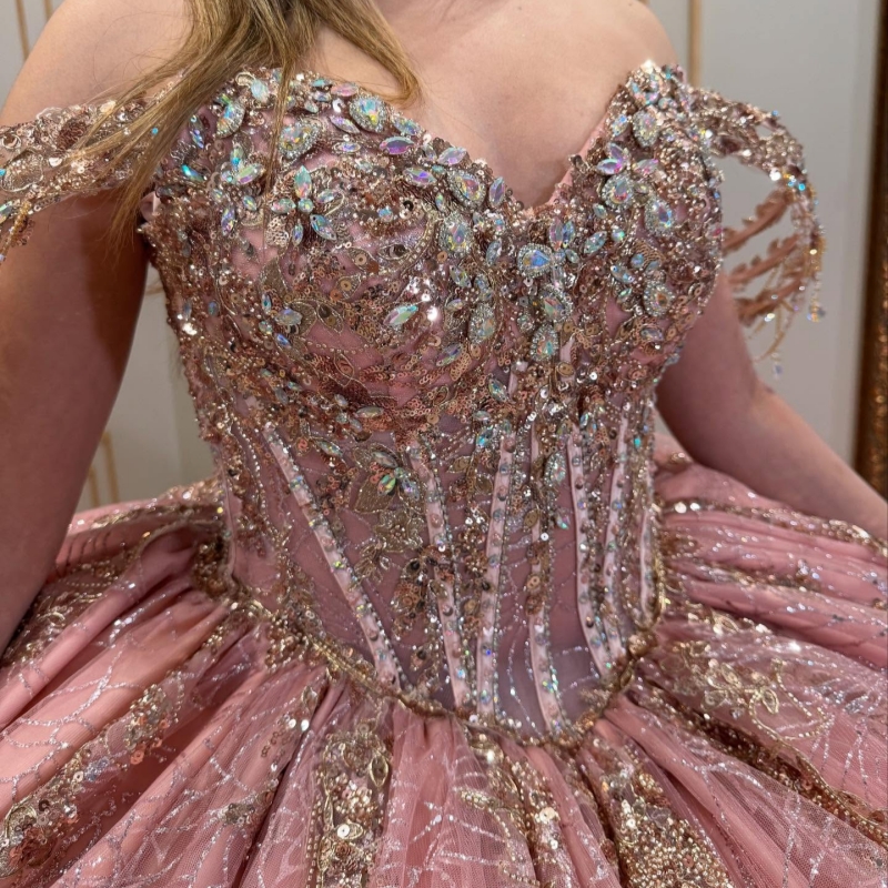 Pink Shiny Princess Quinceanera Dresses Off Shoulder Applique Lace Beading Crystal Bow Tull Sweet 16 Dress Ball Gown Vestidos 15 Anos