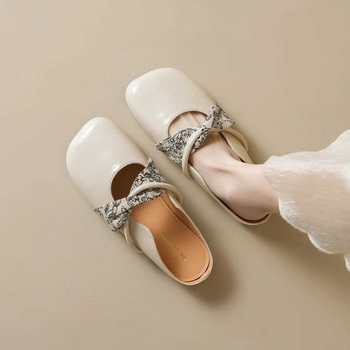 spring womens outdoor shoes Mules Slippers Ladies casual flat shoes Work shoes Boat shoes Large sizes 41-43 250528