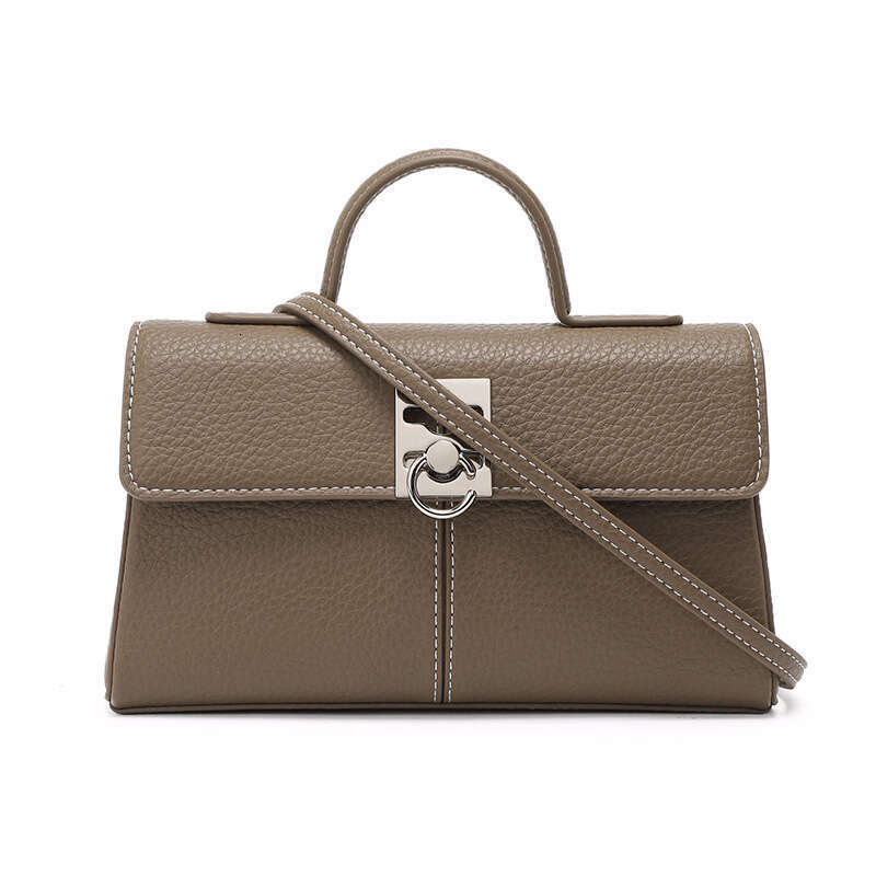 CAF Hong Kong Niche Design New Cowhide Briefcase Women s Shoulder Crossbody Handbag Small Square Bag