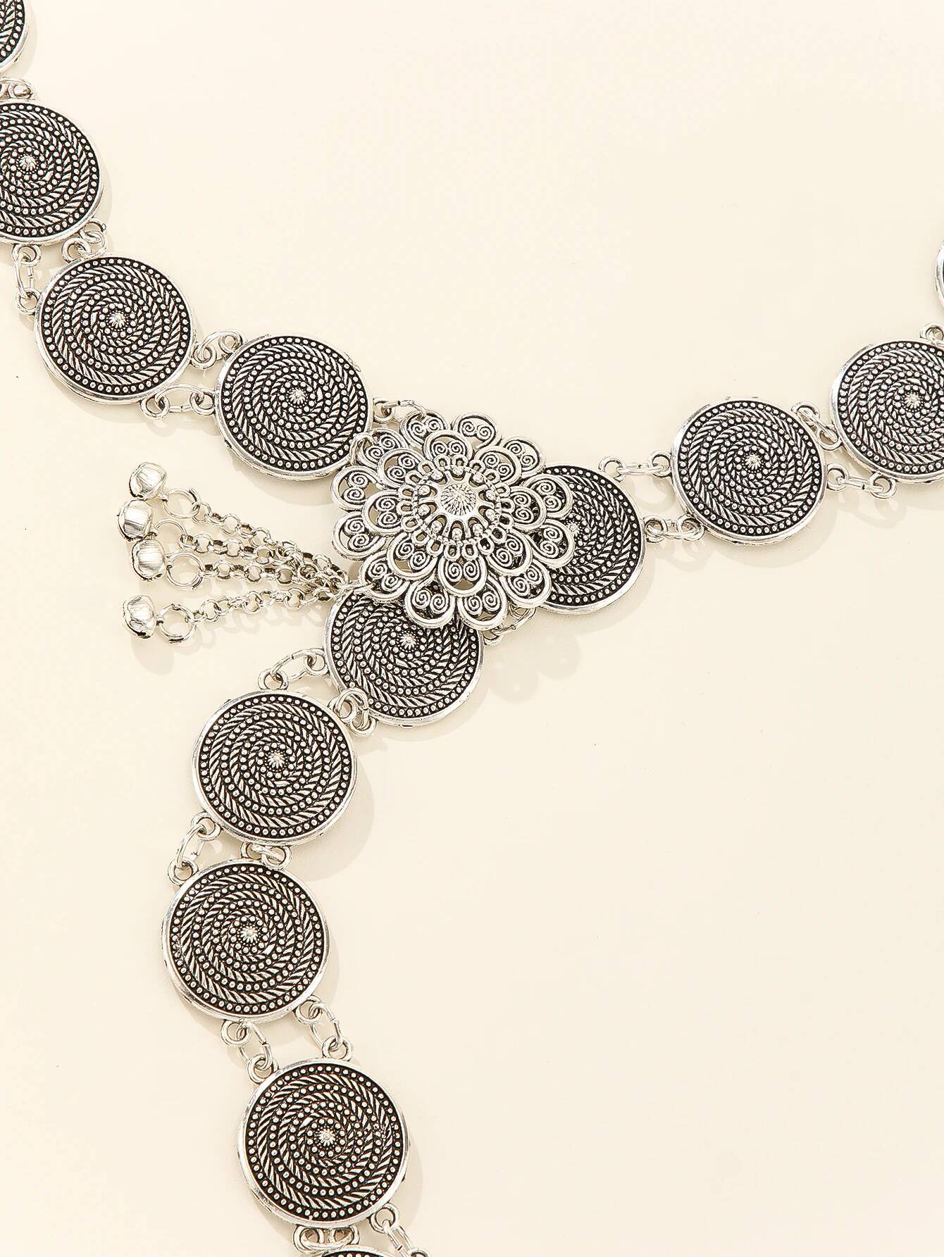 1PCS Metal Swirl Polka Dot Adjustable Bohemian Style Vintage Women's Belt is suitable for summer daily casual party gifting