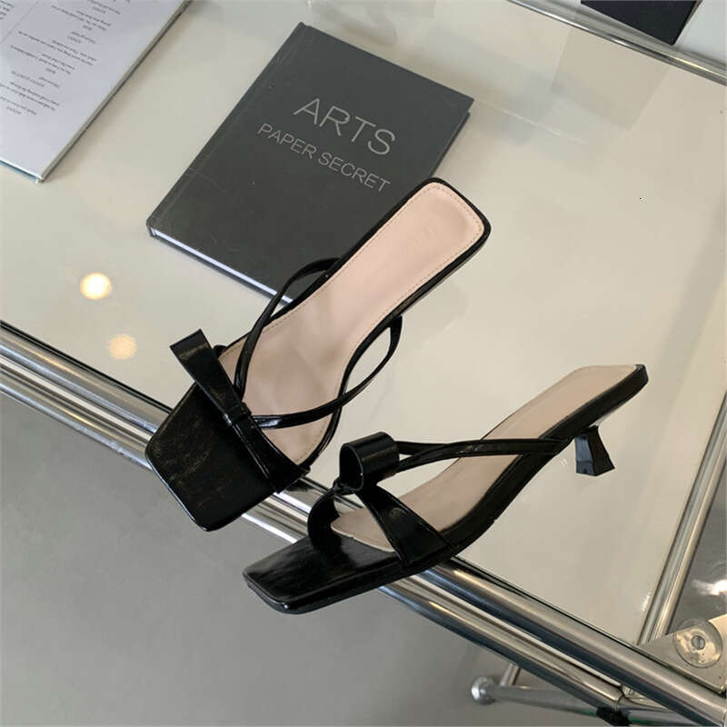 French Style Evening Silver High Heel Sandals 2024 New Stunning Bowknot Stiletto Strap Slippers for Women Summer Outdoor Wear