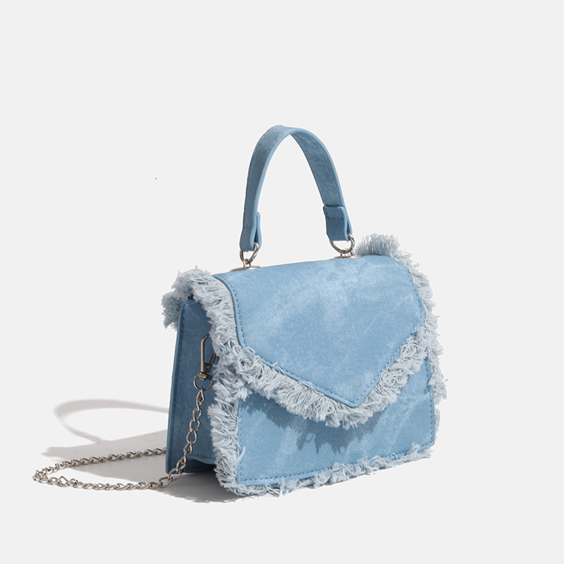 designer High-Quality 2025 Chain New Korean Style Versatile Lightweight Blue Shoulder Bag for Going Out, Luxurious and Cute Crossbody Bag
