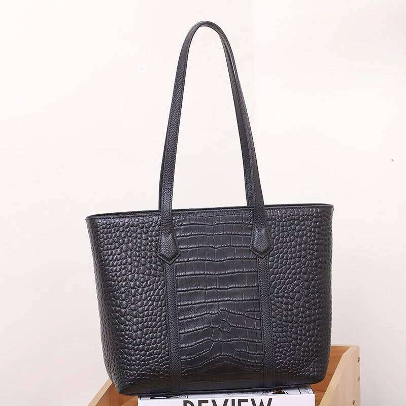 Vintage Large Capacity Women Tote Bag,Crocodile Pattern Solid Cowhide Armpit Shoulder Bag,Women's Casual Handbag for Commute