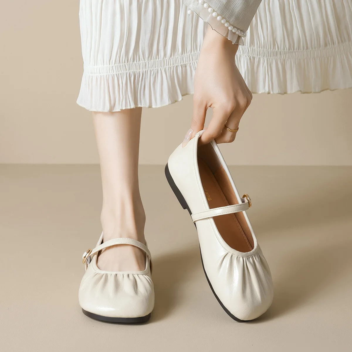 Womens Round Toe Mary Jane Flats - Fashion Casual Ballet Slip-Ons for Ladies Comfortable Daily Office Wear Flat Shoes for 250528