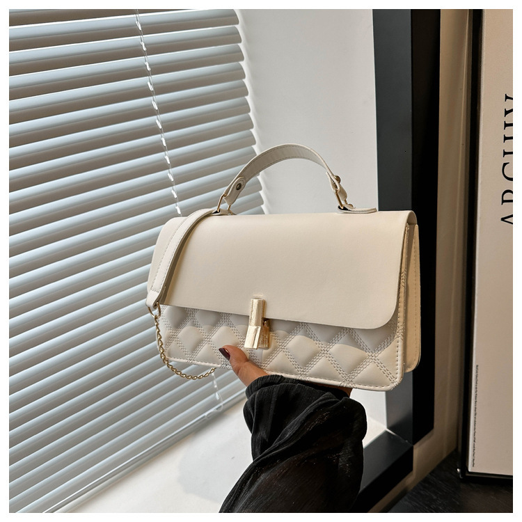 Personalized And Beautiful Embroidered Thread Handbag Texture Grid Designer Small Square Bag New High End Underarm Single Shoulder Cross Shoulder Wome