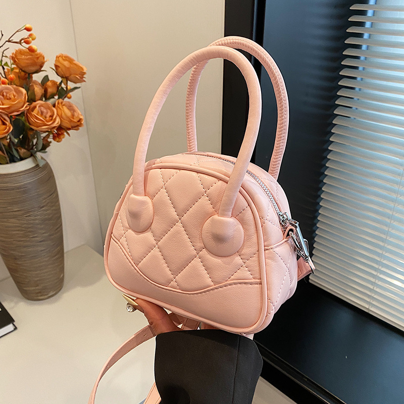 Quilted Shopping Bag Niche Design Handbag Small Bag Designer Women's Crossbody Bag Autumn Free Shipping Winter Trendy Fashion Versatile Casual Ha
