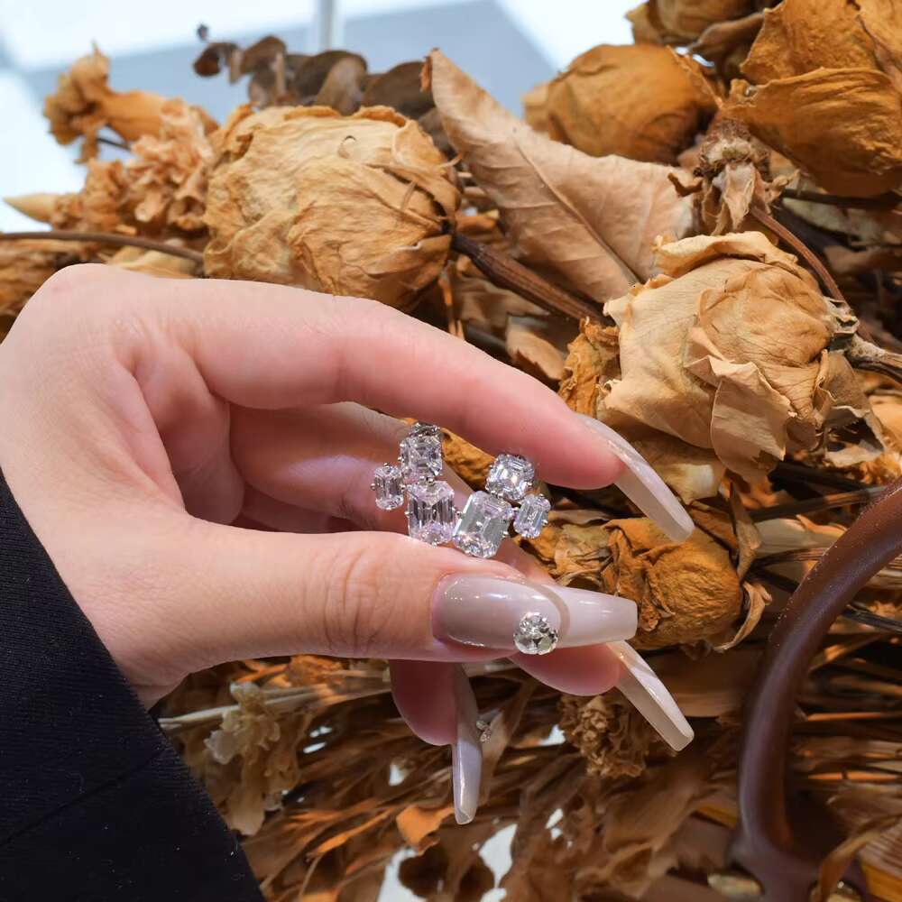 2024 Customized Fine Jewelry Bridal Wedding Emerald Cut 5A Zirconia 925 Sterling Silver Stud Earrings With Diamond for Women