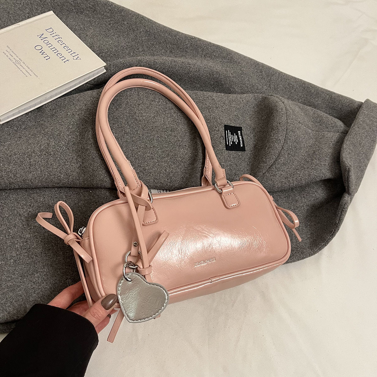 designer Super Popular Ballet Style Bowknot Underarm Small Bag for Women 2025 New Fashion Baguette Bag High-Quality Texture Shoulder Bag