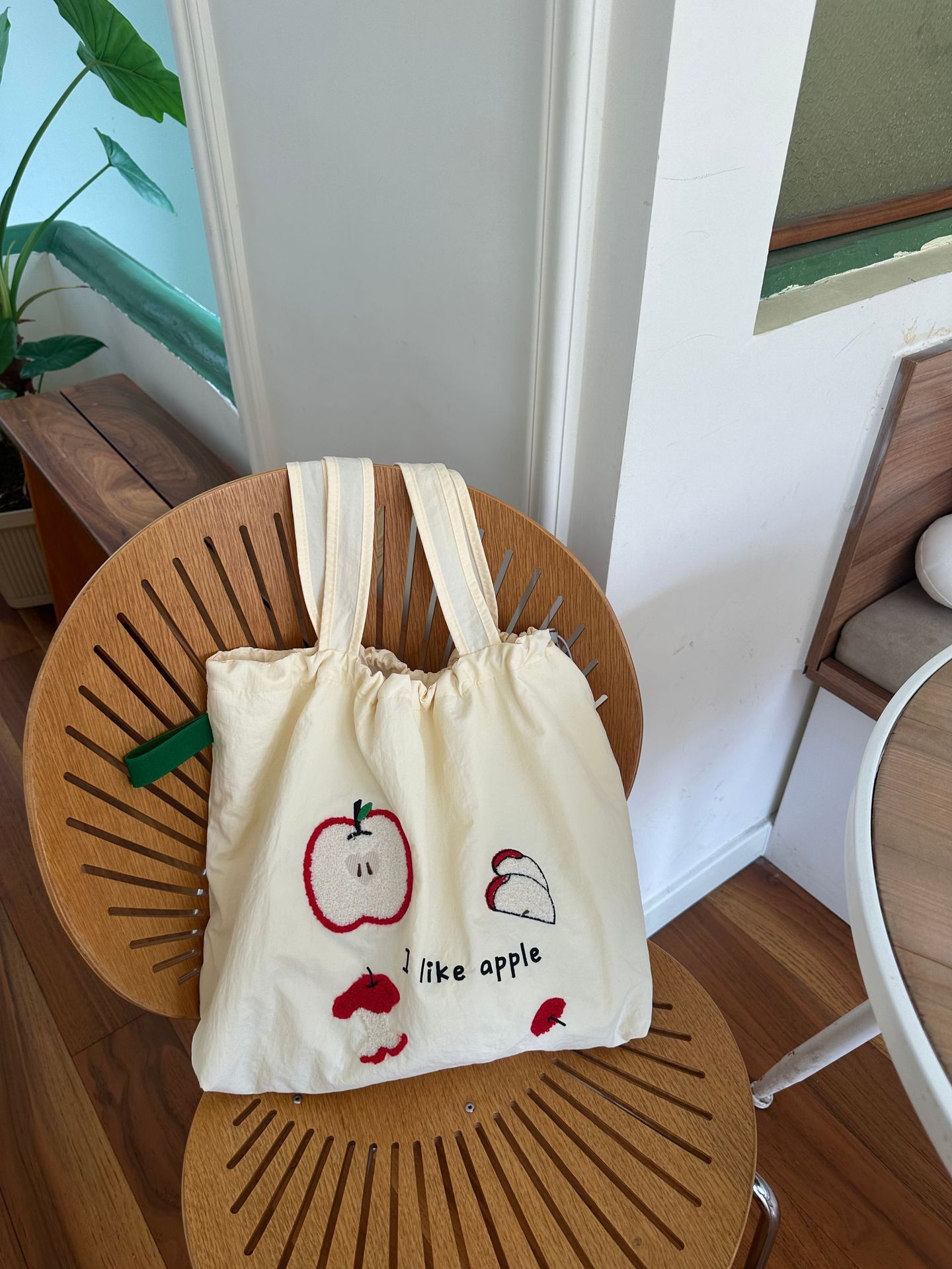 Top Brand High Quality New Style Style Embroidered Bag Casual Large Capacity Women's Handheld Canvas Bag Simple Fashionable Class Bag New Free De