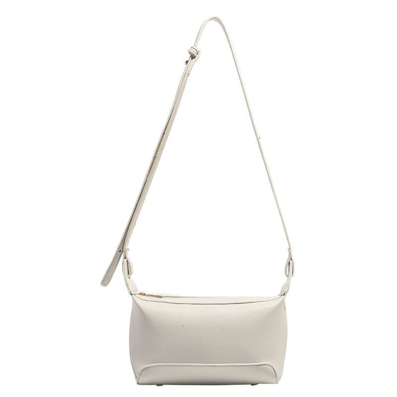 designer 2025 New Kite Bag Niche Design High-end Single Shoulder Crossbody Lunch Box Bag Office Small Handbag Underarm Bag for Women