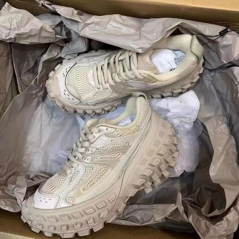 Durian Tank Dad for Women 2024 Spring New Thick-Soled Height-Increasing Tire Shoes Women's Putian High Version