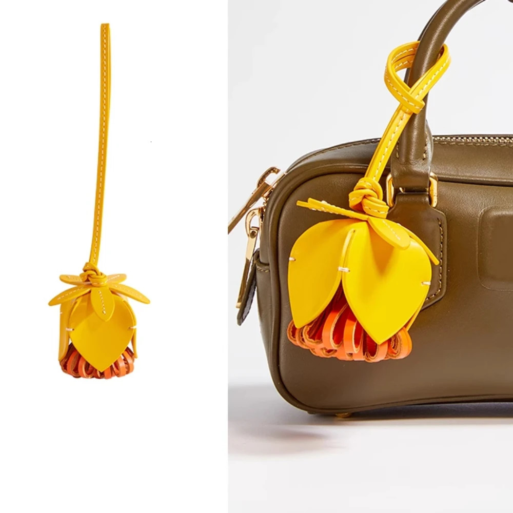 High Quality Flower Shaped Pendant Genuine Leather Rope Metal Accessories Bag Pendant Keychain Hand Rope Gift Home Decoration 250530