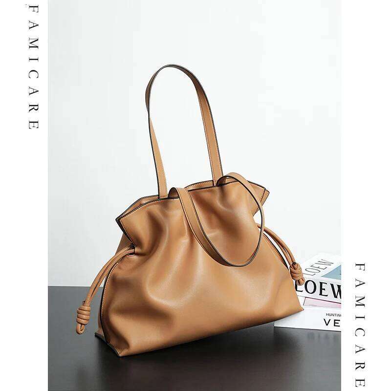 2025 High-End Women's Bucket Lady Unique Drawstring Pleated Shoulder Bag Soft Split Cowhide Leather Cloud Tote Handbag New 250601