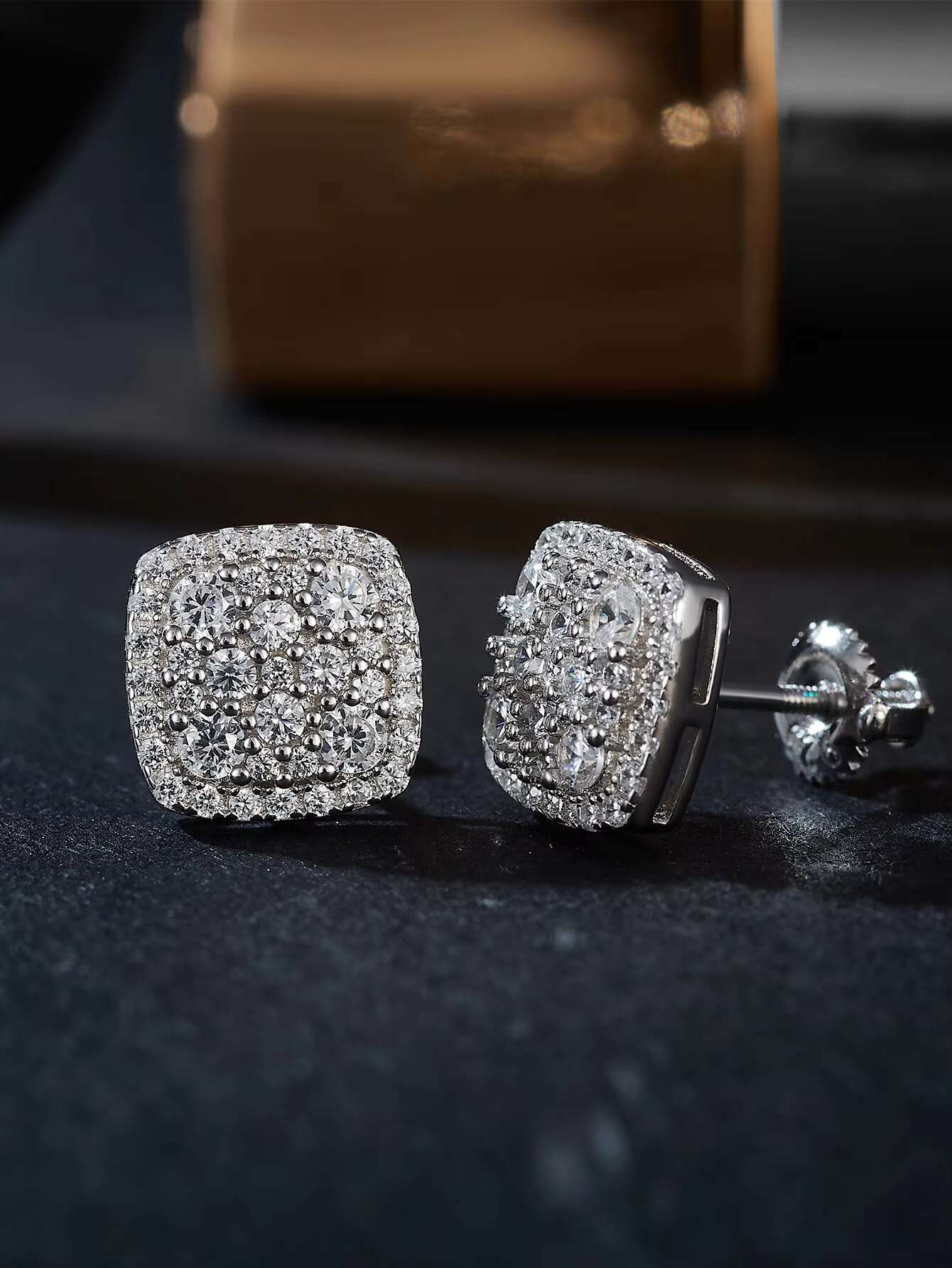 Iced Out Hip Hop Style 14k Gold VVS Moissanite Stud Earrings for Women Men Gift Wedding Party