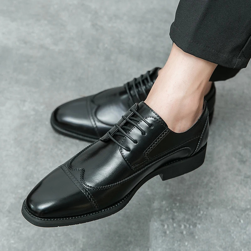 Men Retro Formal Shoes PU Black and White Men Party Office Busines Block Shoes Gentleman Social Shoe Size 38-46 Men Shoes 250526