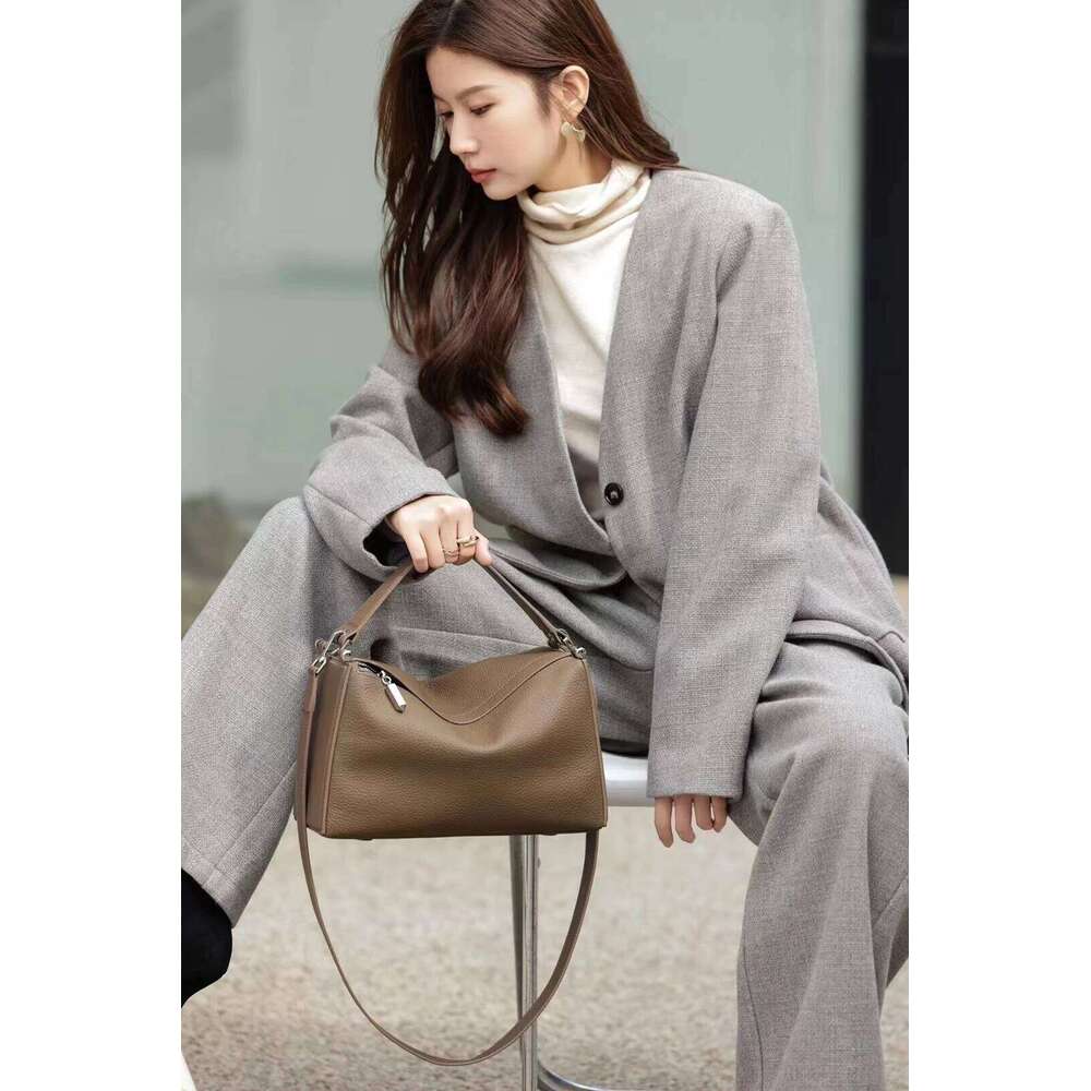 Fashion Large Capacity Lychee Designer luxury bag Handbags For Women High Quality Cowhide Jade Pillow High-End Dinner Bag