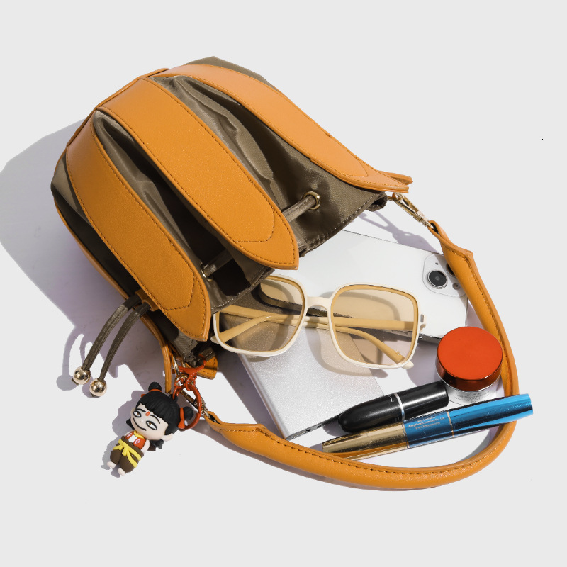 Top quality Brand High Quality New Style Designer Handbag Lantern Large Capacity Small Tote Fashion Versatile Shoulder Crossbody Bag New Free Delivery