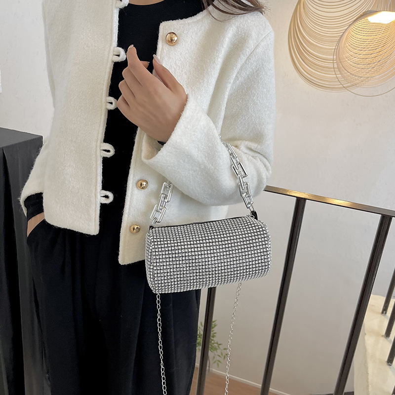 Free Shipping Designer Bag Water Diamond Chain 2025 New Trendy Summer Fashion Personalized Western Style Crossbody For Women Underarm Bag