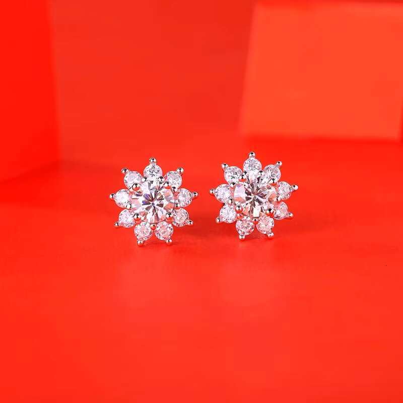 Custom 2024 New Arrival Fine Jewelry 925 Sterling Silver Moissanite Studs Earrings Trendy Bling Sunflower Stud Earring for Women