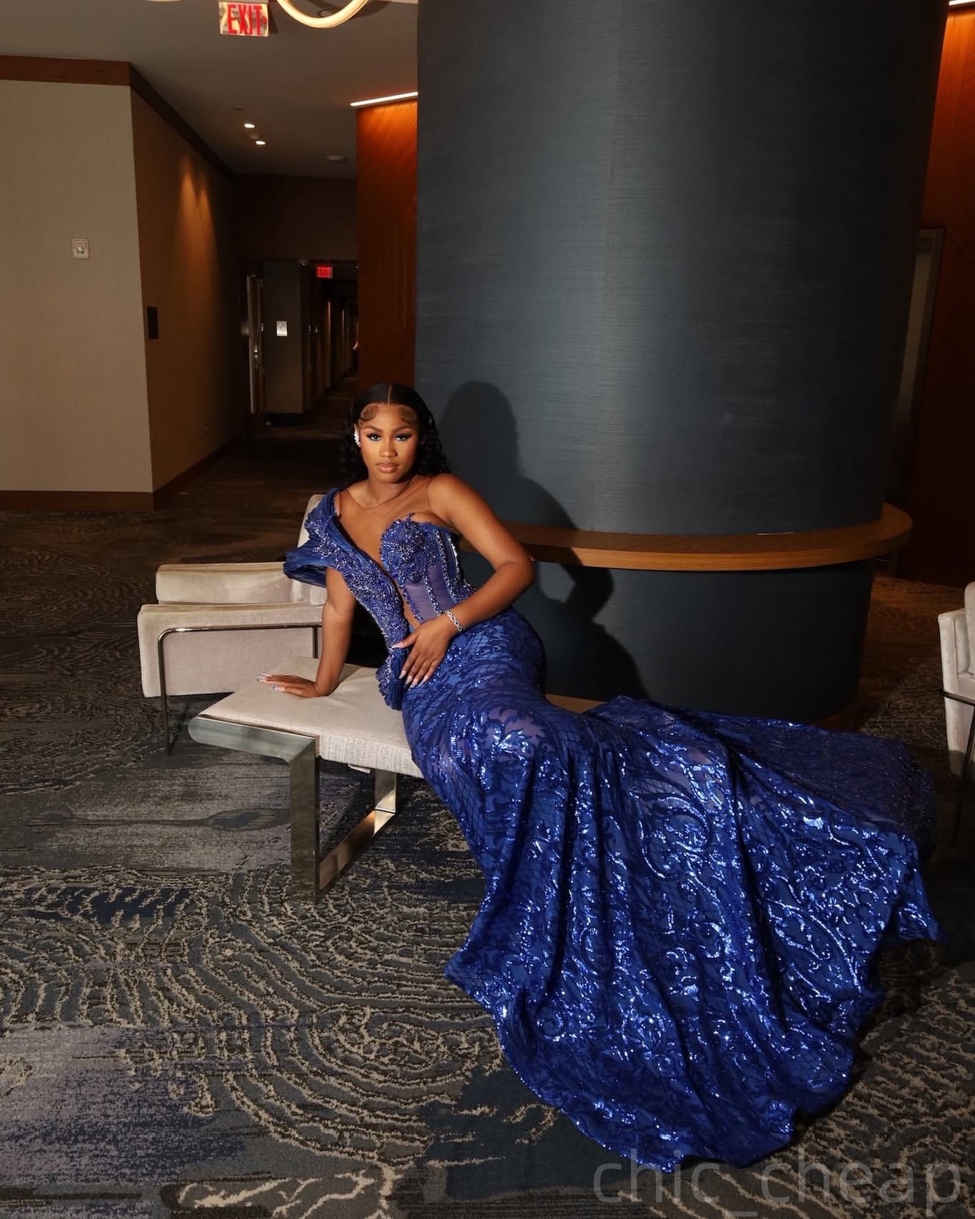 Royal Blue Mermaid Prom Dresses 2025 Crystals Sequined Sheer Neck Evening Formal Party Second Birthday Engagement Gowns Plus Size Dress For Special Oc