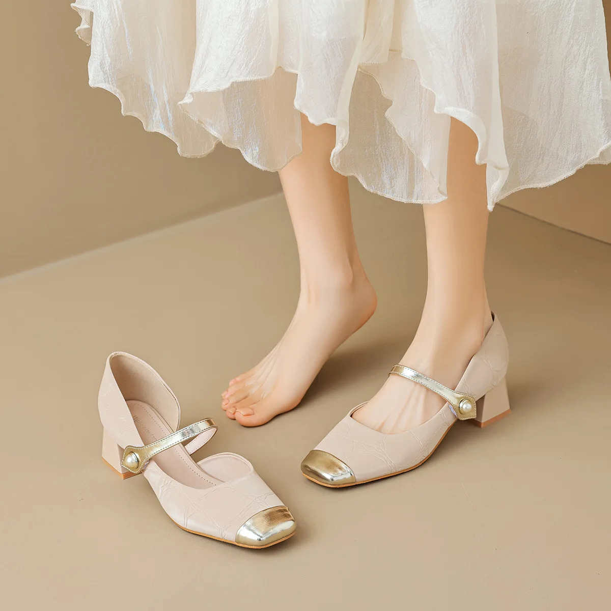 Summer womens high heels Korean style Mary Jane Ladies hollow casual shoes Work and party wear Large size 41-43 250528