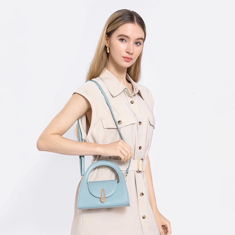 designer 2025 Summer New Half-Moon Bag for Women, Solid Color Commuter Vintage Lock Handbag, Trendy and Stylish Casual Crossbody Bag