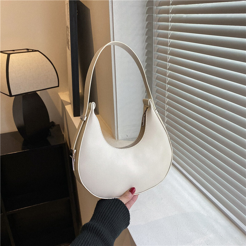 French Style Niche Bag For Women Shopping Bag Summer Trend New Free Shipping Fashion Versatile High-quality Designer Textured Fashion Shoulder Bag Und