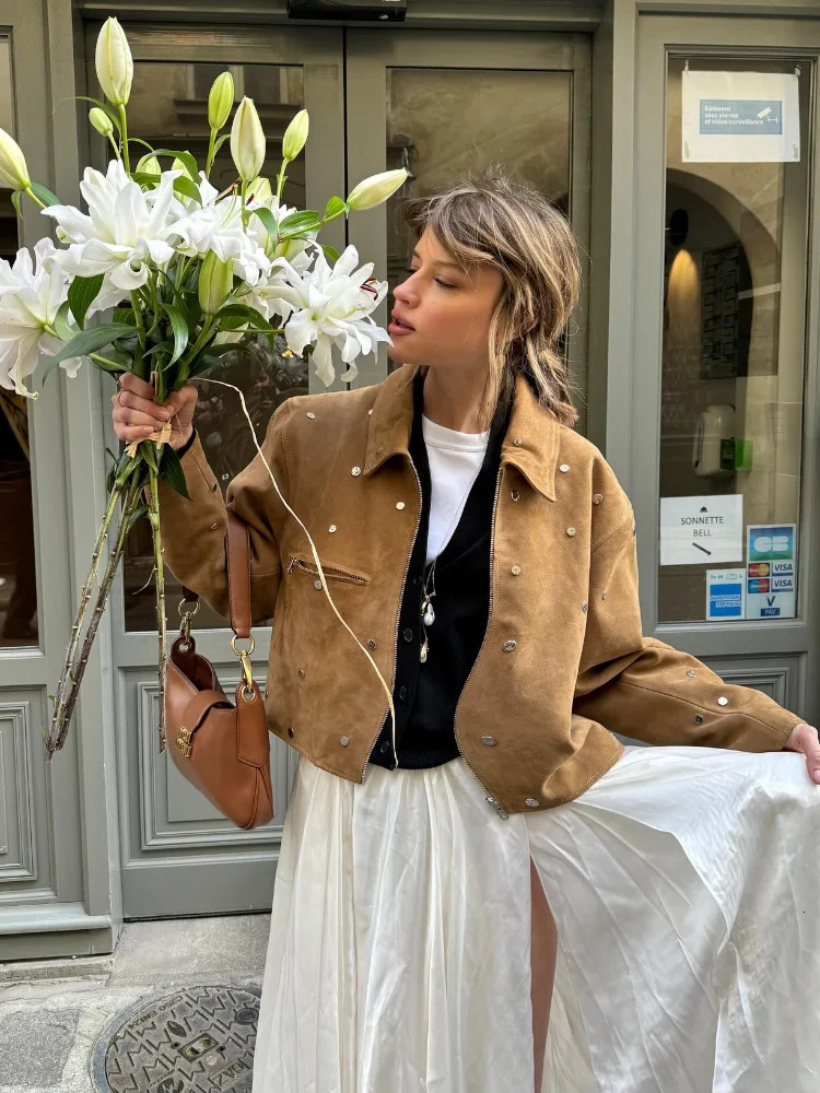 Rivet Suede Short Jackets Pockets Women Fashion Pocket Lapel Zipper Coats Tops Female Autumn winter Clothes Motorcycle Outerwear 250527