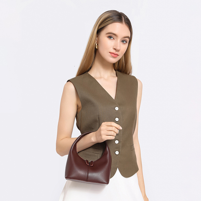 designer High-End Small Bag 2025 New Fashion Casual Versatile Underarm Bag Summer Textured Women's Handheld Dumpling Bag