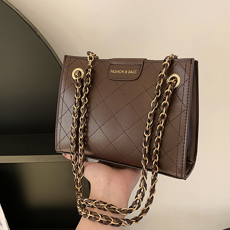Free Shipping Designer Premium Texture Diamond Grid Chain Bag For Women 2025 New Trendy Versatile Ins Niche Crossbody Bag Armpit Shoulder Bag