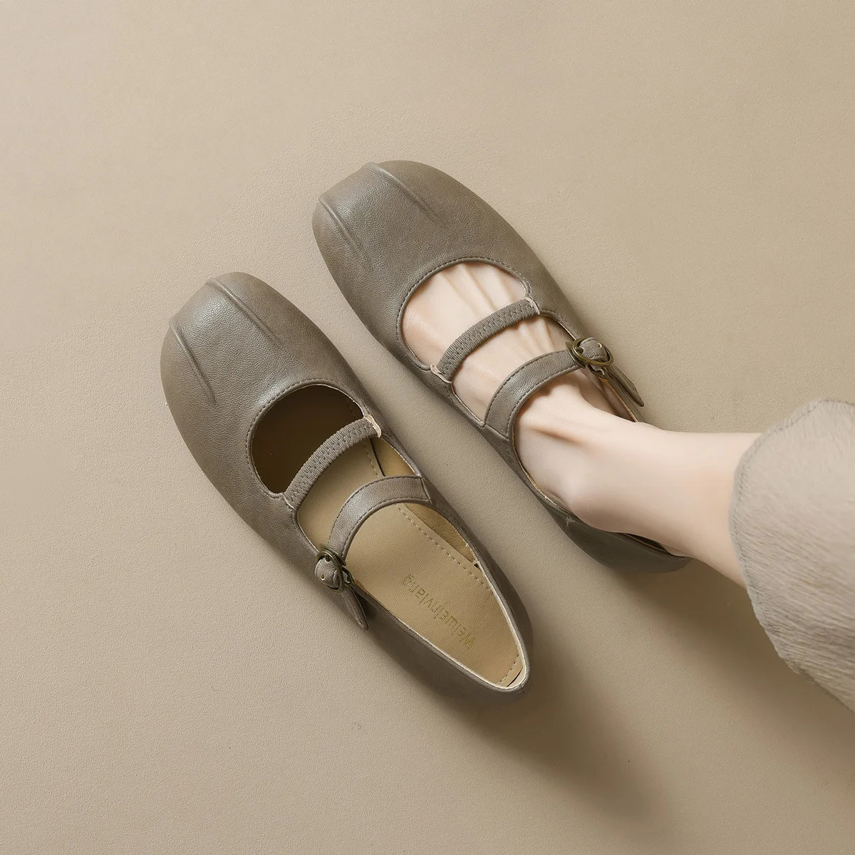 spring womens outerwear shoes Round toe Mary Jane shoes Ladies casual flat shoes Work boat shoes Large sizes 41-43 250528